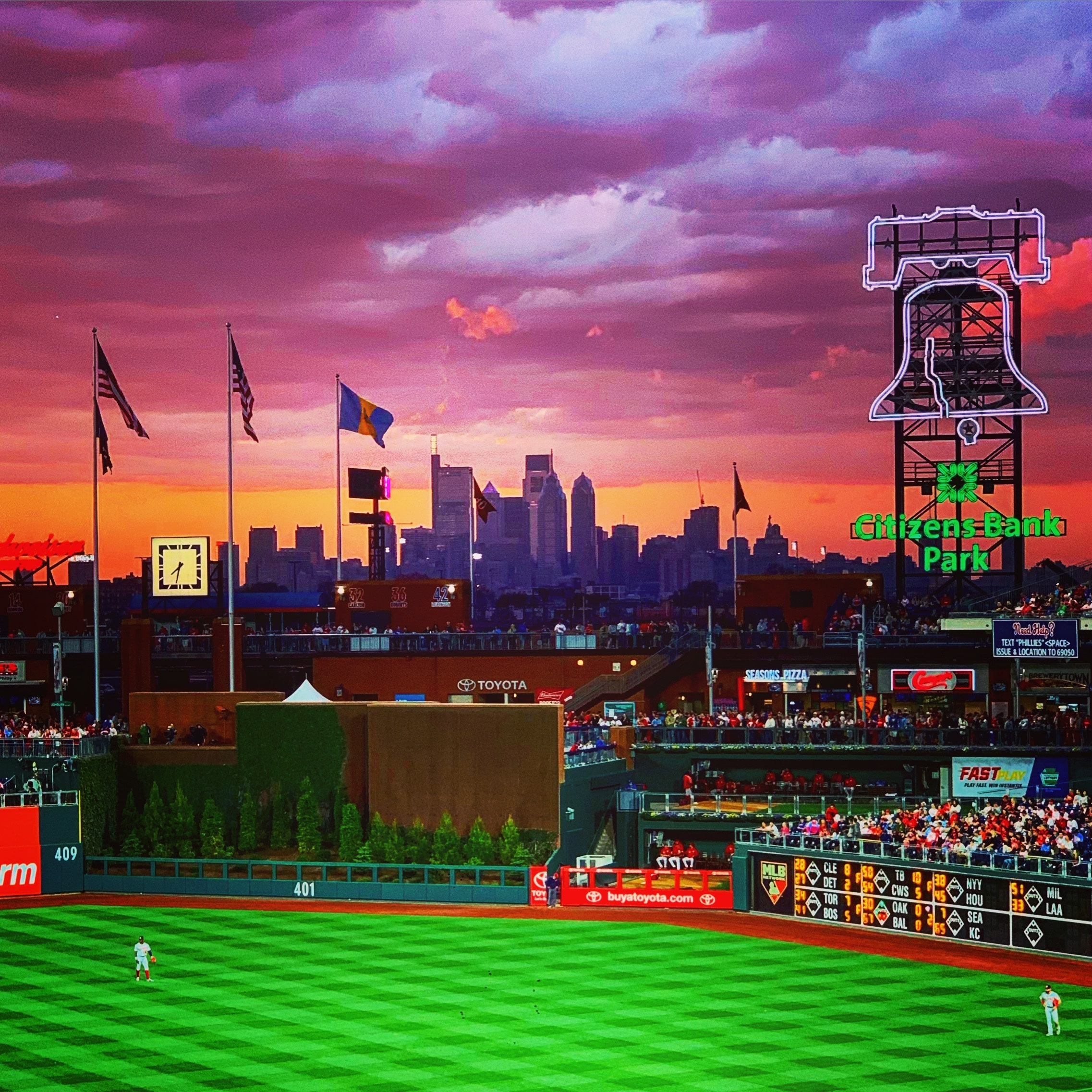 citizens bank park night